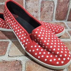 heart print ladies canvas shoes